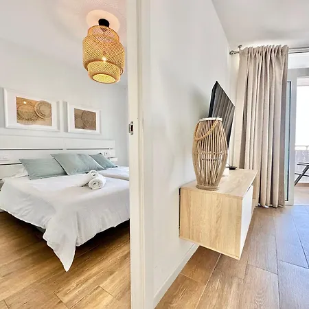 Torres De Yomely - Y1a * Playa de las Américas