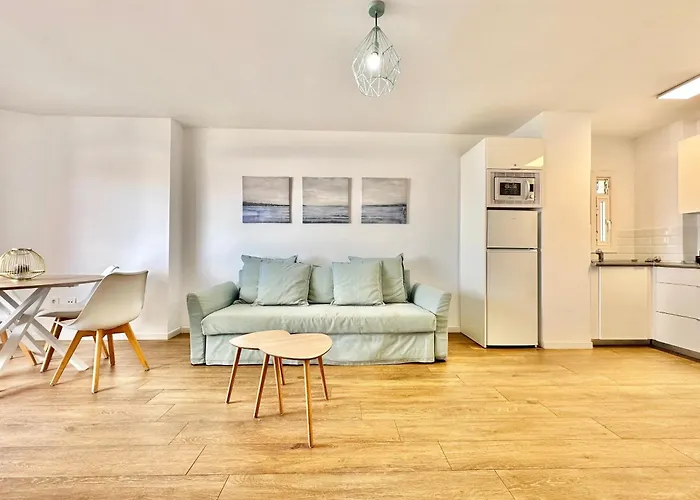 Torres De Yomely - Y1a Playa de las Américas